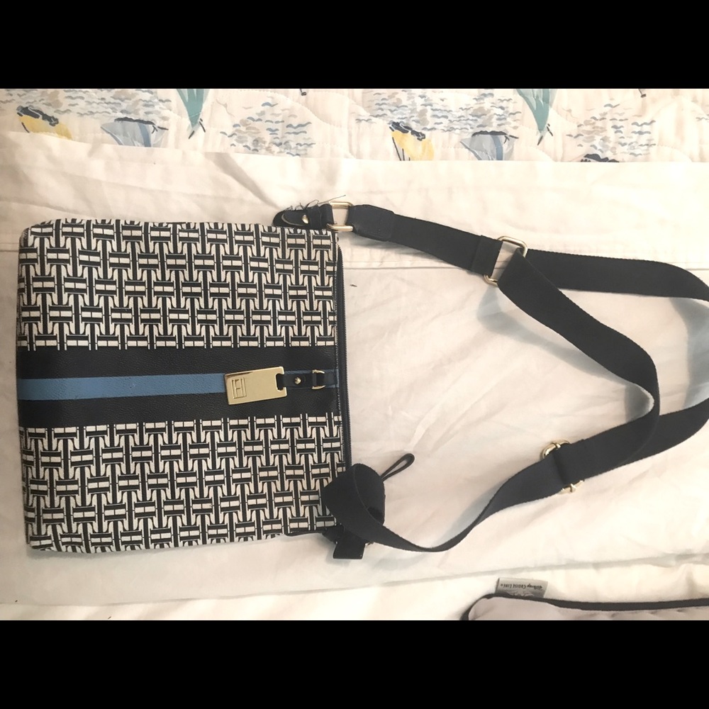 Tommy Hilfiger cross body